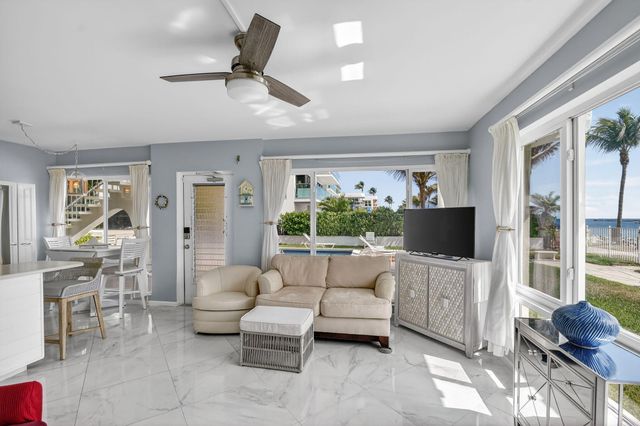 214 Inlet Way 106, Palm Beach Shores, FL 33404