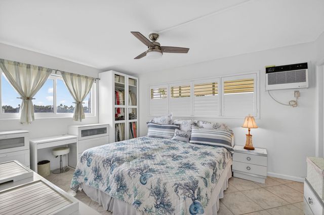 214 Inlet Way 106, Palm Beach Shores, FL 33404