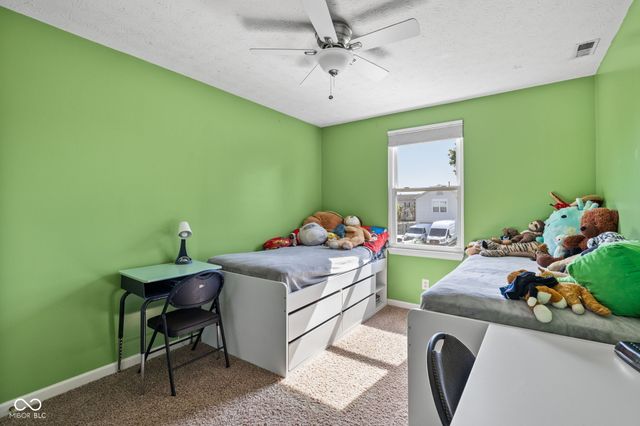 768 Yellowwood Drive, Greenwood, IN 46143