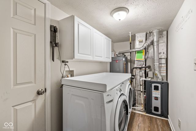768 Yellowwood Drive, Greenwood, IN 46143