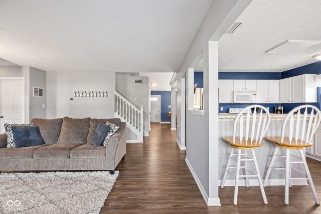 768 Yellowwood Drive, Greenwood, IN 46143
