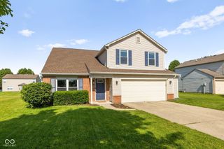 768 Yellowwood Drive, Greenwood, IN 46143