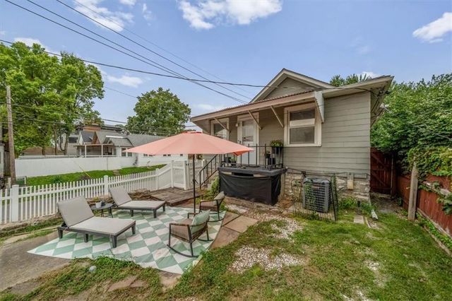 4651 Terrace Street, Kansas City, MO 64112