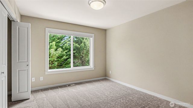 21923 37th Avenue SE, Bothell, WA 98021
