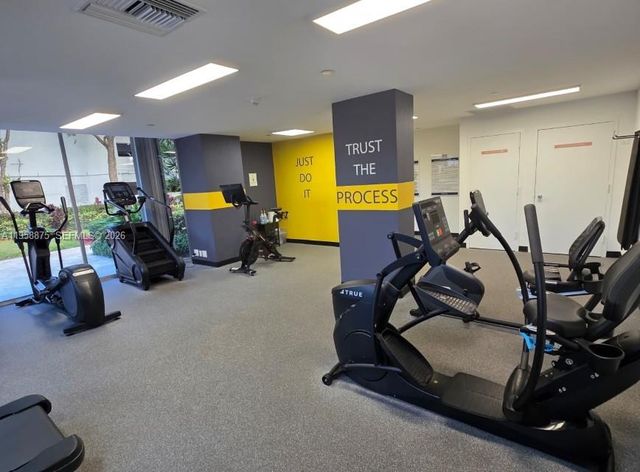 3500 Mystic Pointe Dr 2905, Aventura, FL 33180