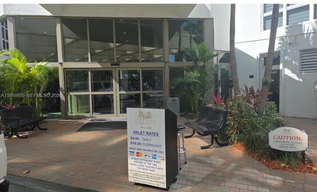 3500 Mystic Pointe Dr 2905, Aventura, FL 33180