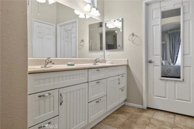 27877 Blaze, Menifee, CA 92585