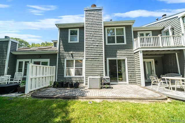 45 Madder Lake Circle, Commack, NY 11725