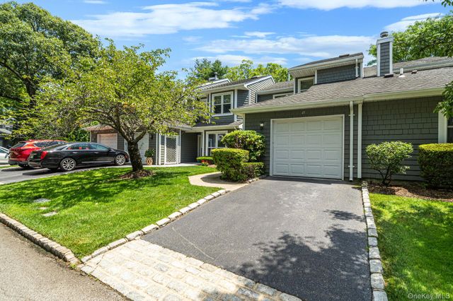 45 Madder Lake Circle, Commack, NY 11725