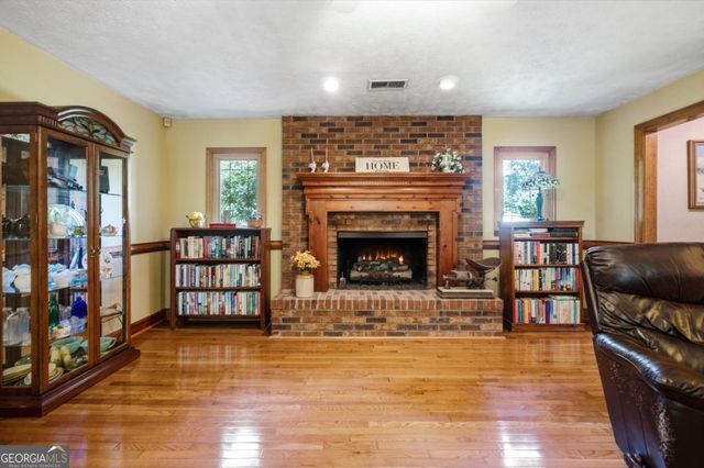 1131 Ednaville Road, Braselton, GA 30517