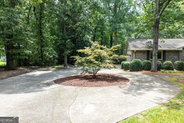 1131 Ednaville Road, Braselton, GA 30517