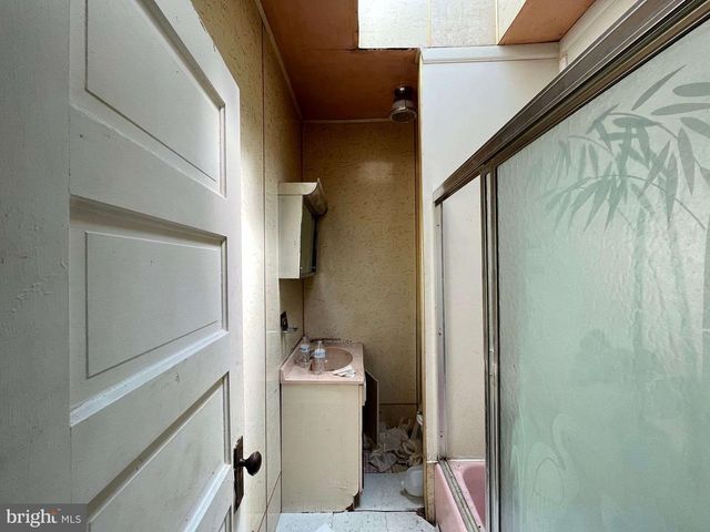 3606 HARLEM AVE, Baltimore, MD 21229