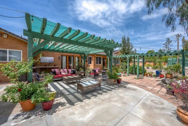 33120 Agua Dulce Canyon, Agua Dulce, CA 91390