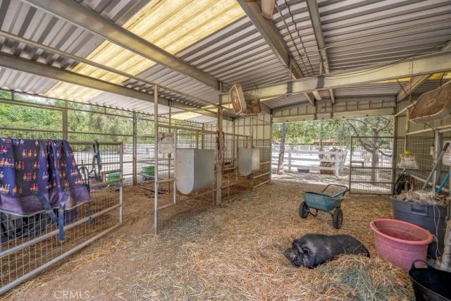 33120 Agua Dulce Canyon, Agua Dulce, CA 91390