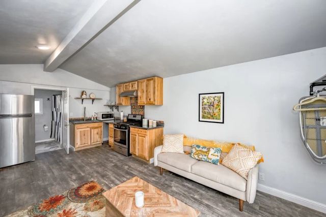 33120 Agua Dulce Canyon, Agua Dulce, CA 91390