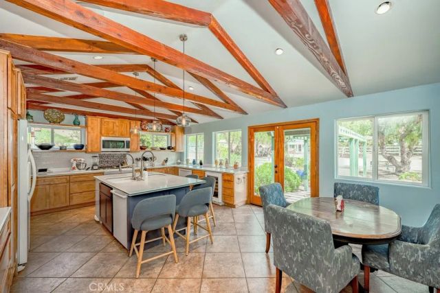 33120 Agua Dulce Canyon, Agua Dulce, CA 91390
