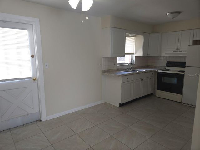 800 HIGHLAND AVENUE N 3, Largo, FL 33770