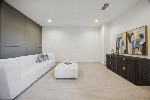 1622 Candlelight Lane, Houston, TX 77018