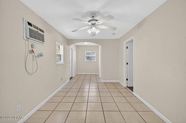 224 Kingston Avenue, Daytona Beach, FL 32114