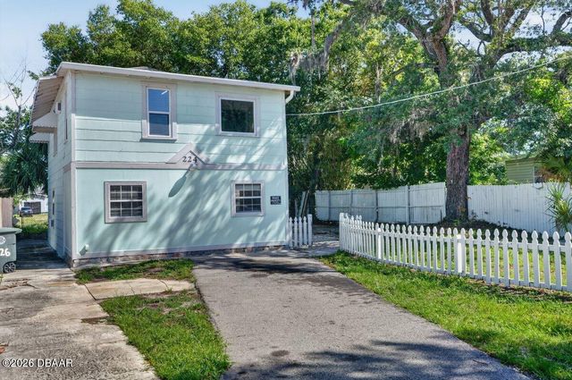 224 Kingston Avenue, Daytona Beach, FL 32114