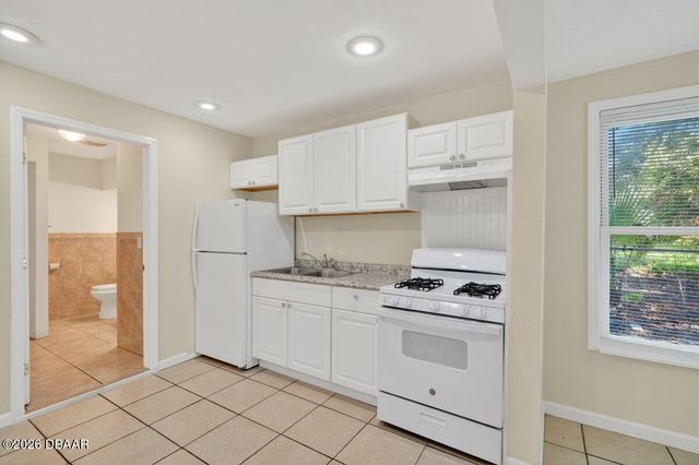 224 Kingston Avenue, Daytona Beach, FL 32114