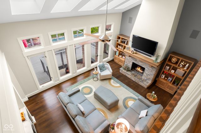 8224 W Mulligan Lane, Columbus, IN 47201