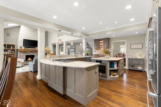 8224 W Mulligan Lane, Columbus, IN 47201
