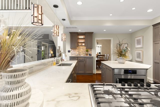 8224 W Mulligan Lane, Columbus, IN 47201