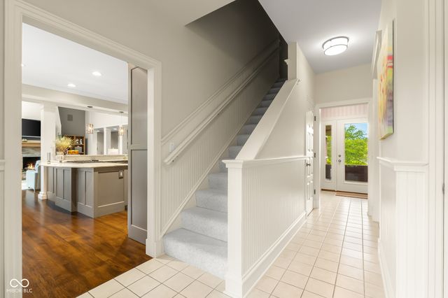 8224 W Mulligan Lane, Columbus, IN 47201