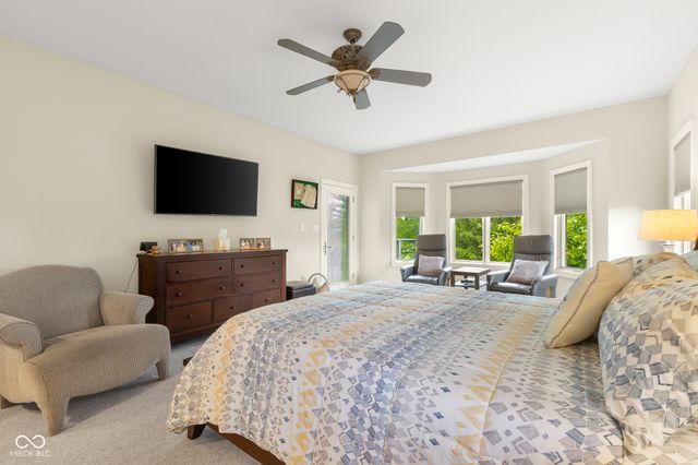 8224 W Mulligan Lane, Columbus, IN 47201