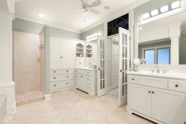 8224 W Mulligan Lane, Columbus, IN 47201