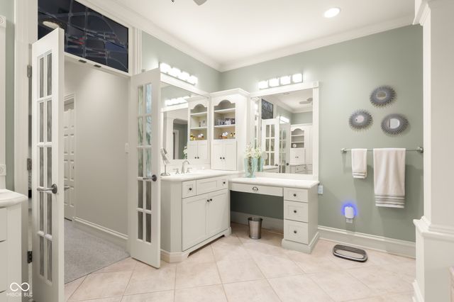 8224 W Mulligan Lane, Columbus, IN 47201