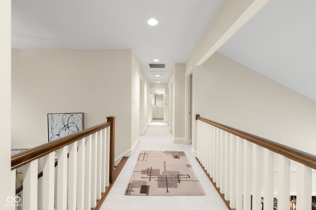 8224 W Mulligan Lane, Columbus, IN 47201