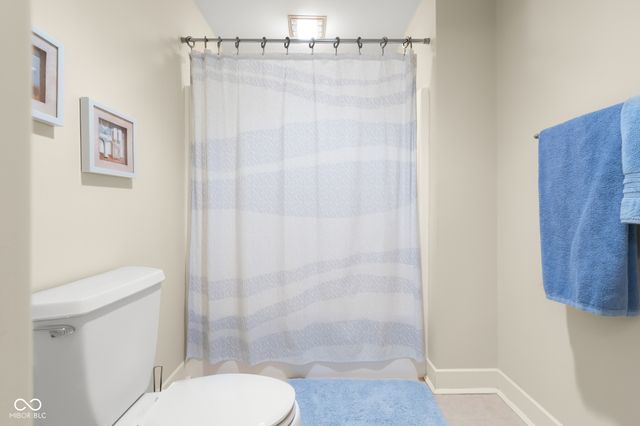 8224 W Mulligan Lane, Columbus, IN 47201