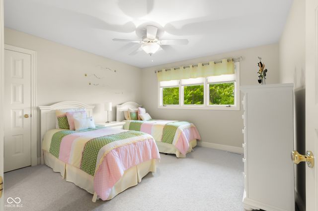 8224 W Mulligan Lane, Columbus, IN 47201
