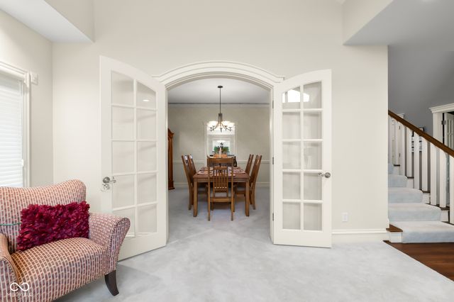 8224 W Mulligan Lane, Columbus, IN 47201