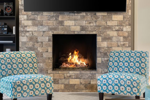 8224 W Mulligan Lane, Columbus, IN 47201