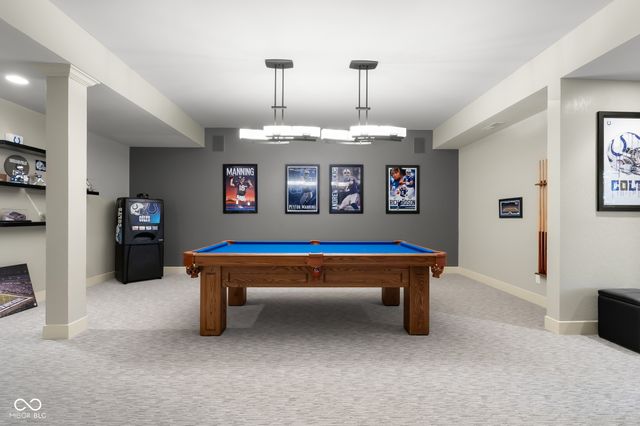 8224 W Mulligan Lane, Columbus, IN 47201