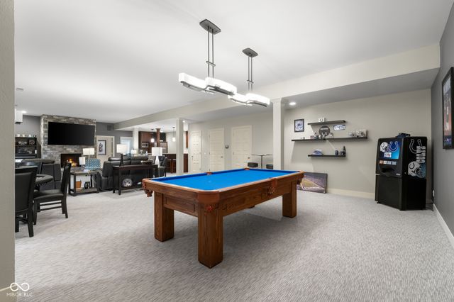 8224 W Mulligan Lane, Columbus, IN 47201