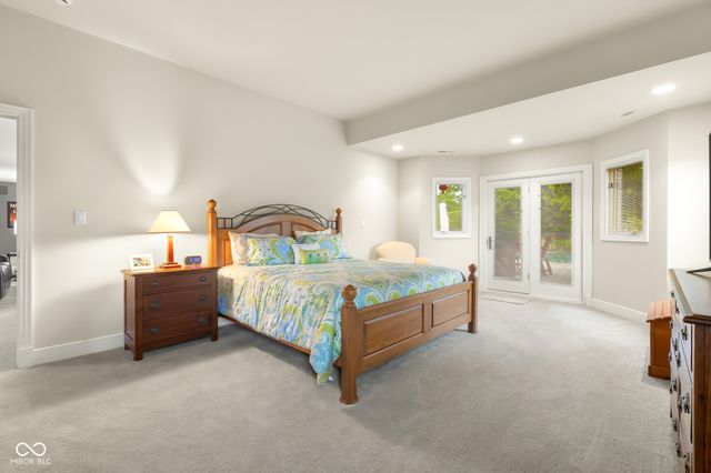 8224 W Mulligan Lane, Columbus, IN 47201