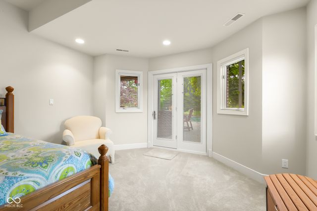 8224 W Mulligan Lane, Columbus, IN 47201
