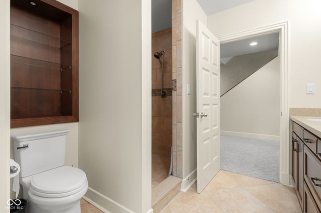 8224 W Mulligan Lane, Columbus, IN 47201