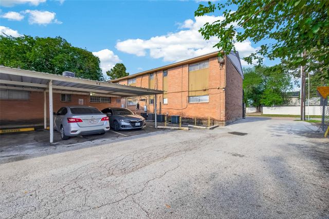 1529 Wirt Road 1, Houston, TX 77055