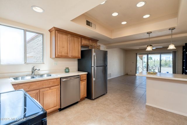 6711 N Calle Zella, Tucson, AZ 85718