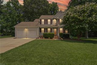 543 Stillwater DR, Chesapeake, VA 23320