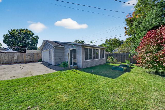 1529 Hass Drive, South Bend, IN 46635