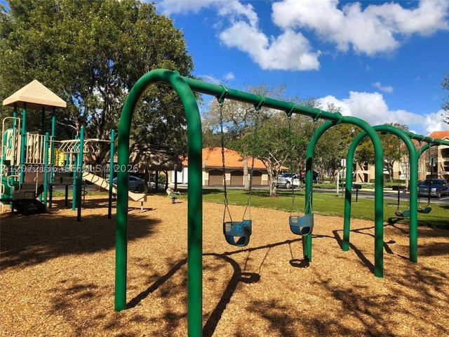 220 SW 116th Ave 15105, Pembroke Pines, FL 33025