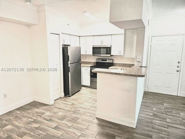 220 SW 116th Ave 15105, Pembroke Pines, FL 33025