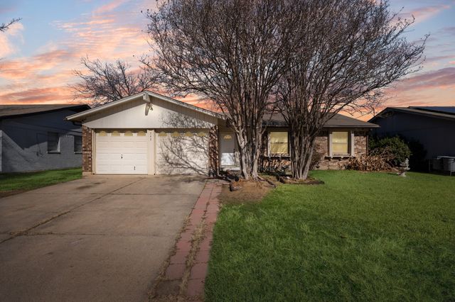 743 Price Drive, Lewisville, TX 75067