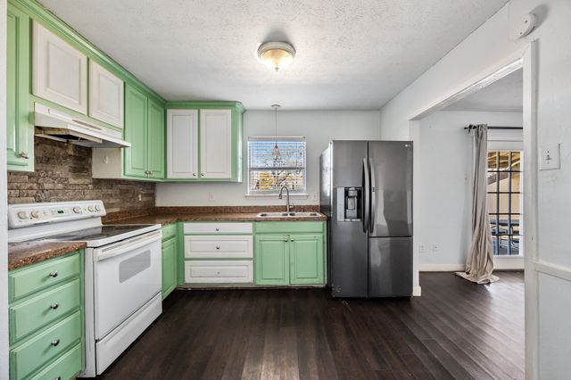 743 Price Drive, Lewisville, TX 75067